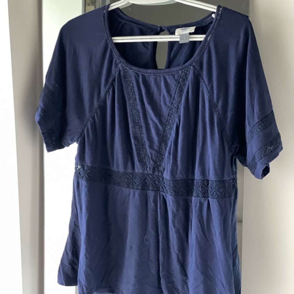 Size L Old Navy Blue Blouse with Lace Accents